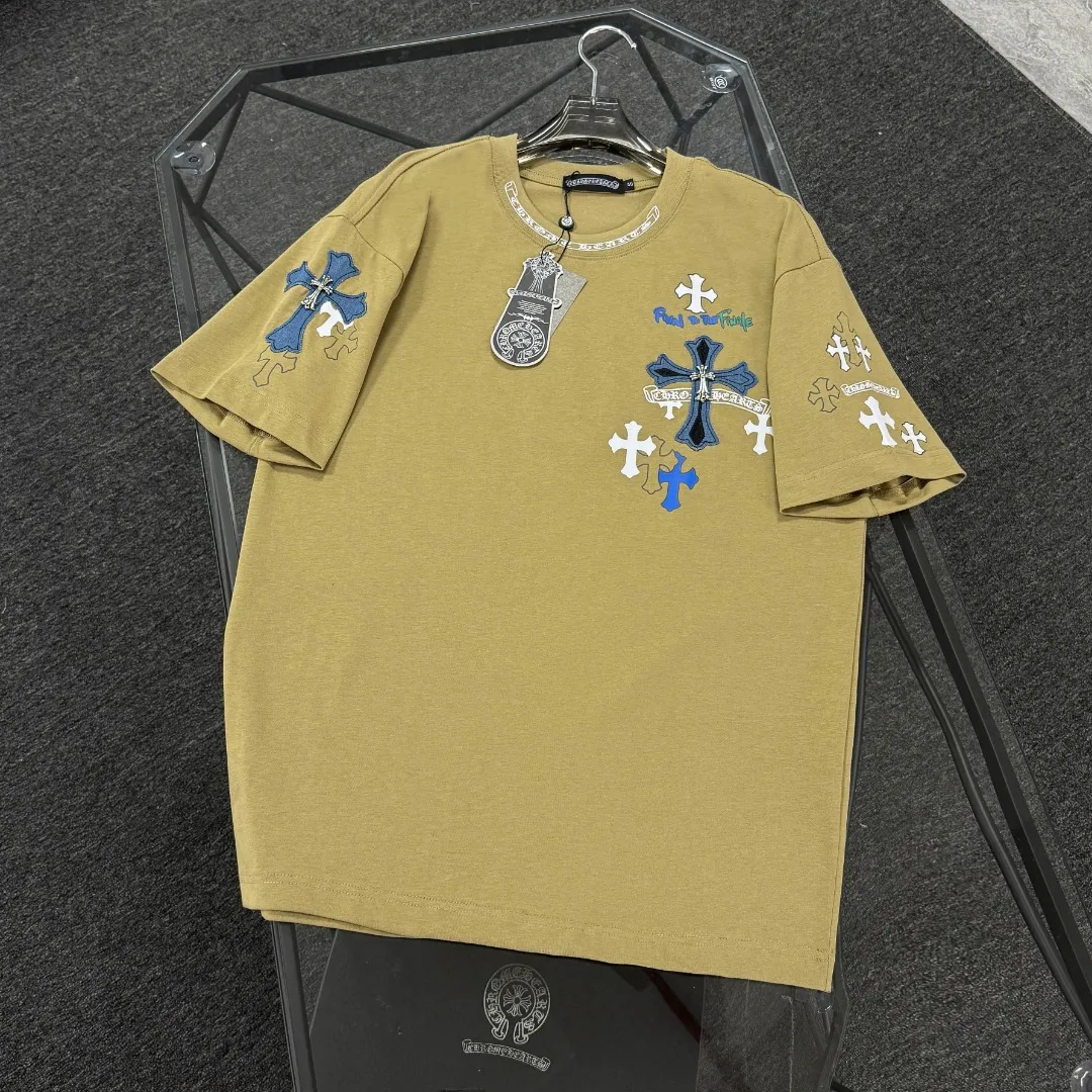 P180 Chrome hearts 25 high version fabrics made of 300 grams of high-density cotton, no deformation, no shrinkage, complete with three labels, same style for men and women, process; printing + denim patch embroidery process + original metal label Color: black white khaki SIZE: S-XL